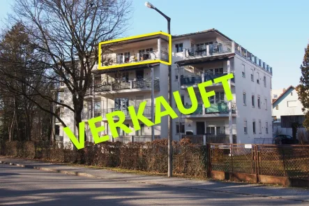 Titelbild VERKAUFT - Wohnung kaufen in Straubing - Schmuckstück! Helle 3 Zimmer Wohnung mit Dachterrasse + TG in zentraler Lage l Wohnung Straubing