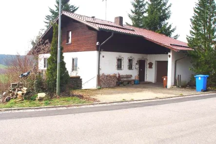 Ansicht Norden - Haus kaufen in Rimbach - Weitblick!! Einfamilienhaus mit ELW in ruhiger Lage, Nähe der Stadt Bad Kötzting, Bay. Wald
