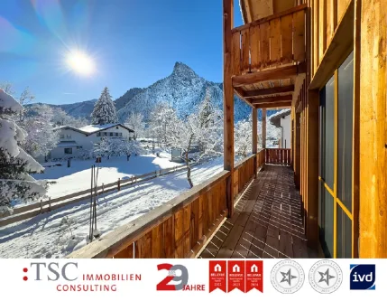 Wunderschöner Bergblick - Haus kaufen in Oberammergau LK Garmisch-Partenkirchen - Baubiologisches Massivholzhaus mit ELW und traumhaftem Bergblick