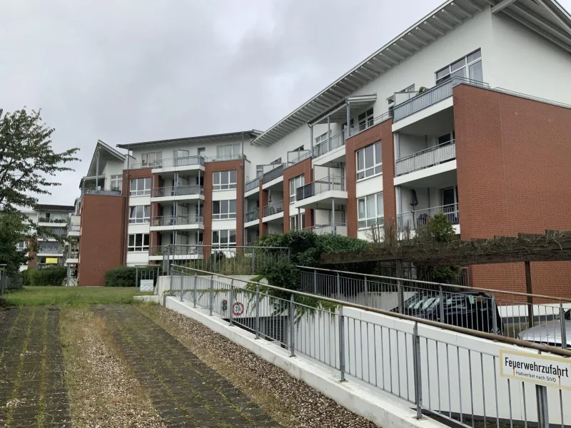 Rückansicht - Wohnung kaufen in Neuss - Top Kapitalanlage: moderne 1-Zi-Wohnung in Neuss