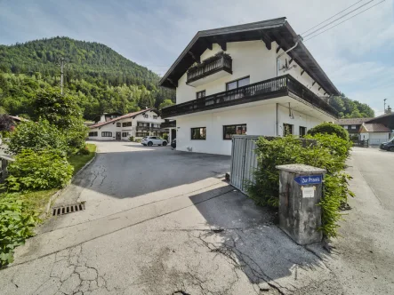 Alpen-Immo_MFH_Neuhaus_Neu_4 - Haus kaufen in Schliersee - 2-Familienhaus plus 8-Parteien-Mietshaus auf sonnigen 1.600m² Grund