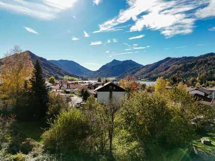 Alpen Immo Ortererstraße 5 Schliersee 10,5  Meter - Wohnung kaufen in Schliersee - ORTERER28 - NEUBAU Schliersee Ort: PENTHOUSE | 3 Balkone | herrlicher SEEBLICK