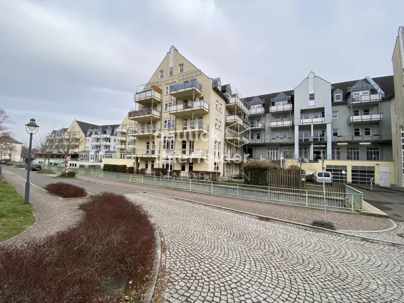 Außenansicht - Wohnung kaufen in Zwickau / Maxhütte - Bezugsfrei - Geräumige Maisonette-Wohnung