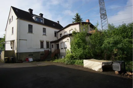 Ansicht Hof - Haus kaufen in Dortmund - Mehrfamilienhaus mit großem Grundstück in Toplage