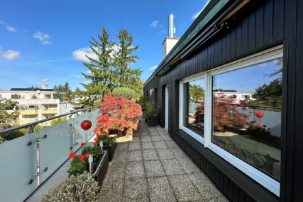 Titelbild - Wohnung kaufen in München - HIGHLIGHT in München / Laim -  Penthouse-Wohnung mit herrlicher Dachterrasse zu verkaufen !