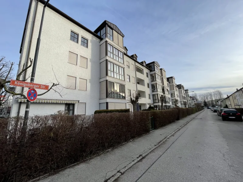 Königsberger Straße! - Wohnung kaufen in Dachau - Großzügige Dachgeschosswohnung in ruhiger Lage von Dachau zu verkaufen!