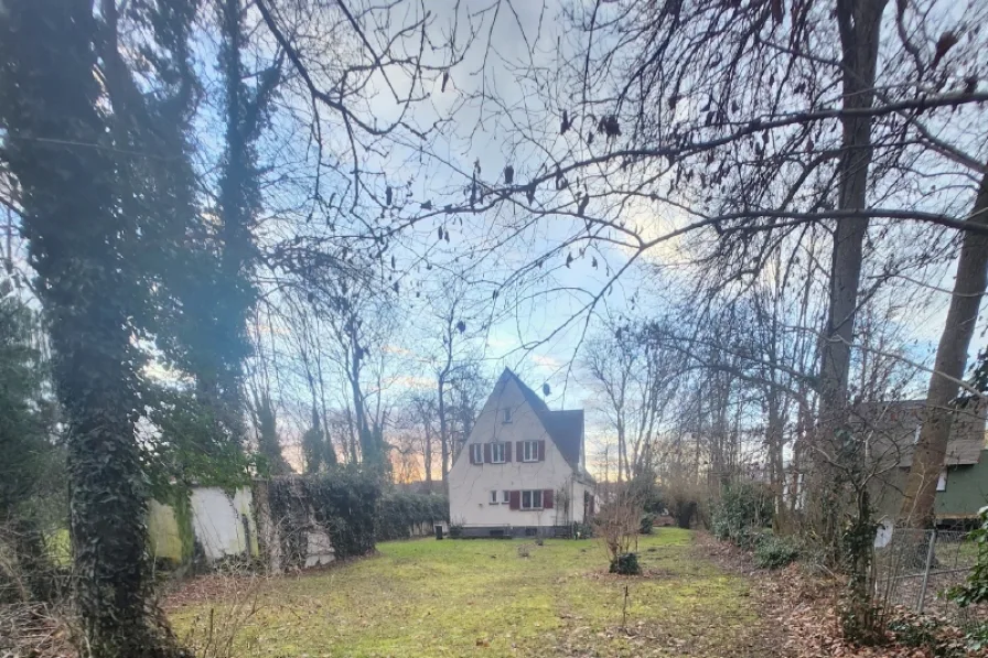 Titelbild - Haus kaufen in Dachau - Einzigartiges Anwesen in bester Lage von Dachau mit Zugang zur Amper