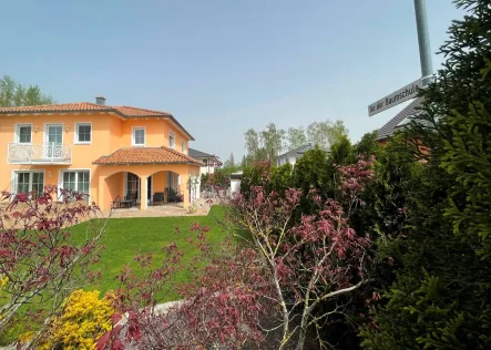 Titelbild - Haus kaufen in Odelzhausen - Luxuriöses und wunderschönes Einfamilienhaus im mediterranen Stil zu verkaufen!