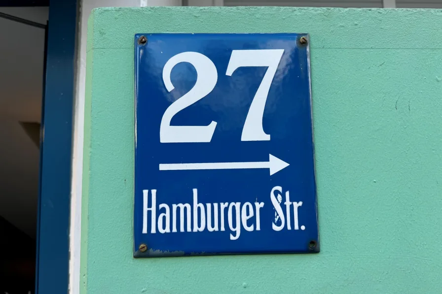 Hamburger Straße 27!