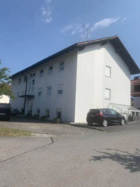IMG_4042 - Haus kaufen in Schöllnach - Sehr gepflegtes Mehrfamilienhaus in Schöllnach !!!