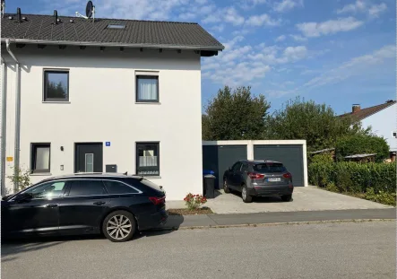 MUSTERBILD - Haus mieten in Deggendorf - Herrliche neuwertige Doppelhaushälfte in Deggendorf! 