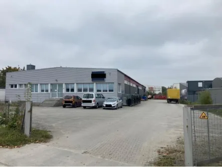 Halle Deggendorf - Halle/Lager/Produktion mieten in Deggendorf - Lagerhalle mit Büro in Deggendorf 