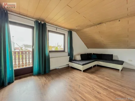 Wohnzimmer - Wohnung mieten in Donauwörth / Auchsesheim - 3- ZKB in Auchsesheim mit Balkon, Einbauküche und Garage