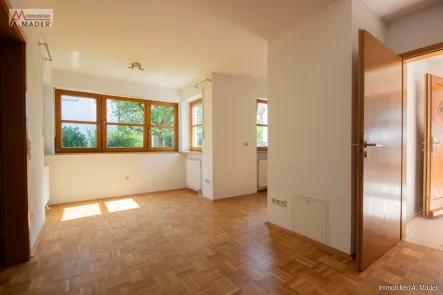 Esszimmer - Wohnung kaufen in Donauwörth / Riedlingen - Bezugsfertige  4- ZKB- Maisonette- Wohnung mit Gartenanteil