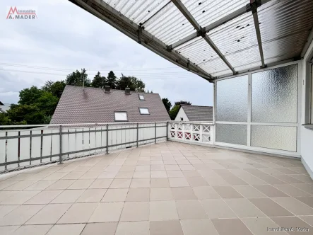 Terrasse - Wohnung mieten in Asbach-Bäumenheim / Bäumenheim - Helle Wohnung mit großer Terrasse