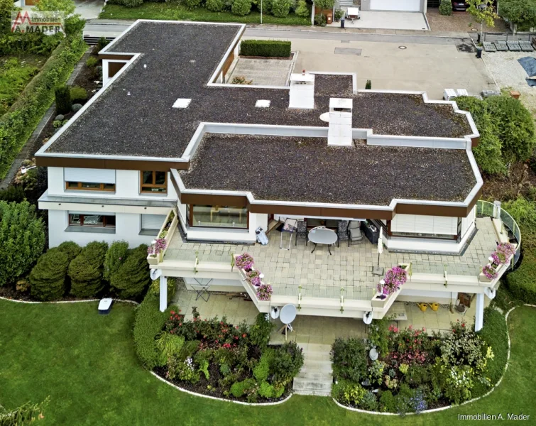 Ansicht Süd-oben - Haus kaufen in Donauwörth - Wunderbarer Bungalow mit Einliegerwohnung mit Blick bis zu den Bergen