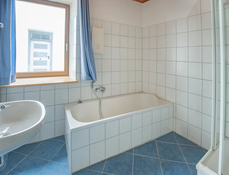 Badezimmer EG