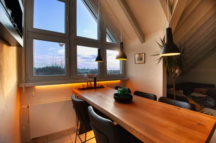 Seeblick Abends - Wohnung kaufen in Bodolz (Lindau) - Hochwertige Maisonettewohnung in Lindau-Bodolz – Wohnen mit idyllischem Seeblick