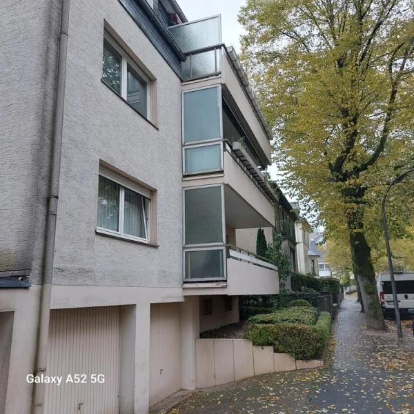 20231025_134908 - Wohnung kaufen in Remscheid -  Geschmackvolle (ETW) mit Balkon und Garage in ruhiger Lage mit direkter Anbindung zur Alleestr.