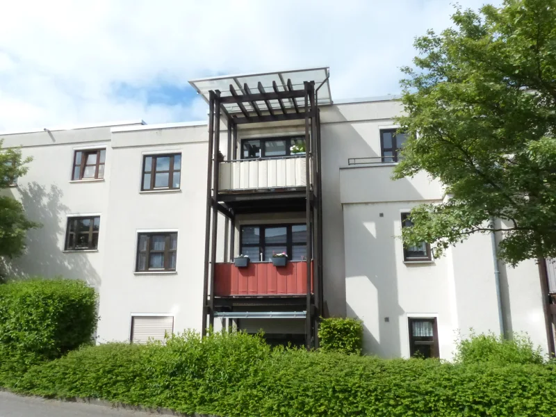 Ansicht - Wohnung kaufen in Kassel - Gepflegte 3 ZKB-ETW in herrlicher Wohnlage von Kassel-Harleshausen