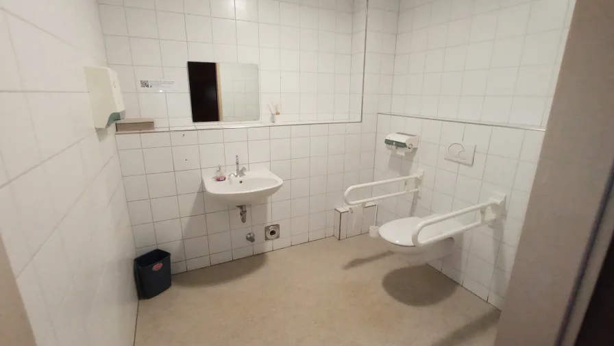 Zweiter WC-Raum