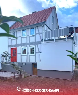 Hausansicht - Haus mieten in Habichtswald - Liebhaberobjekt-  Top renoviertes Fachwerkhaus in Habichtswald-Ehlen