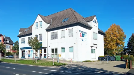 Vorderseite - Büro/Praxis mieten in Kassel - Attraktive Praxis-/Bürofläche in Kassel-Oberzwehren