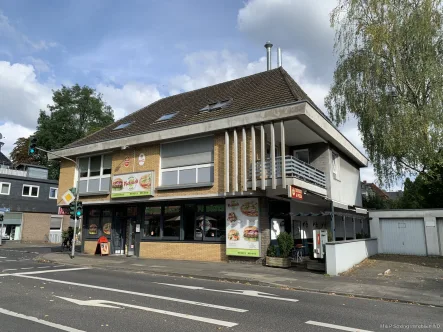 Hausansicht - Zinshaus/Renditeobjekt kaufen in Köln - Wohn-und Geschäftshaus - in frequentierter Lage!