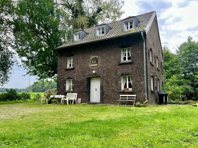 Garten - Haus kaufen in Bottrop / Kirchhellen - **Reserviert** Historisches Einfamilienhaus mit großzügigem Grundstück in Alleinlage von Kirchhellen