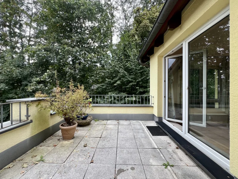 Terrasse - Wohnung kaufen in Hattingen / Niederwenigern - 91,65 qm Wohn- und Nutzfläche, Maisonette, Dachterrasse