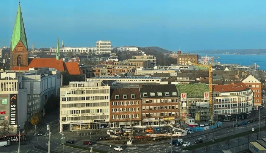 Die Ansicht - Büro/Praxis kaufen in Kiel - Stadtbüro mit Fördeblick