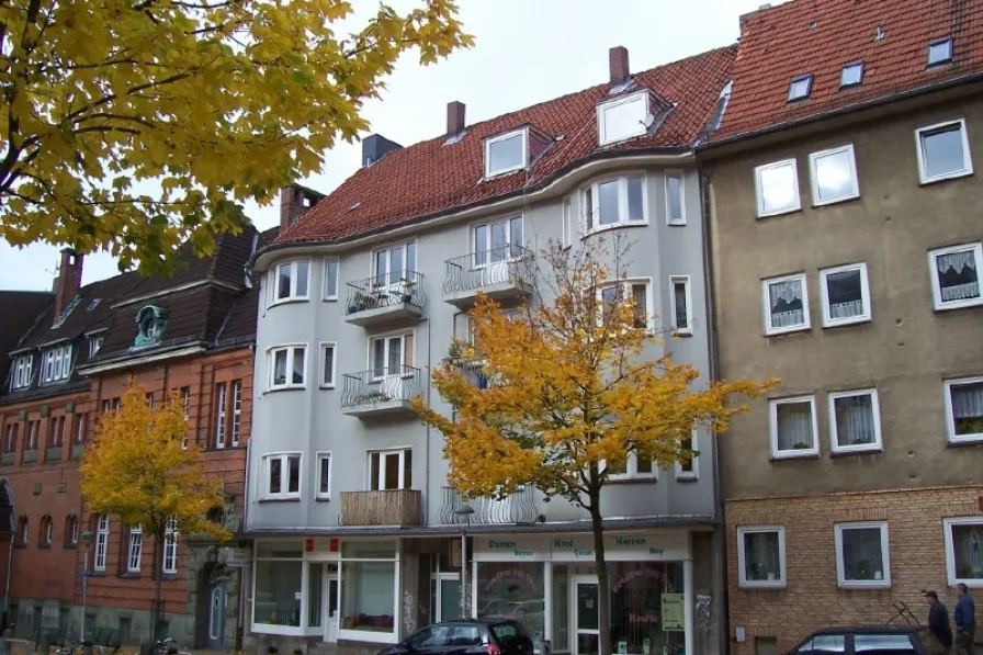 Außen - Büro/Praxis mieten in Kiel - Gewerberäume in der Wikingerstraße