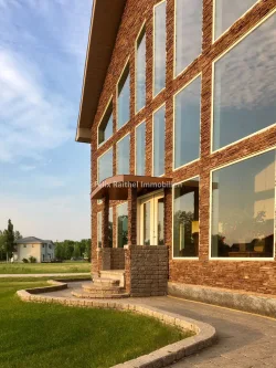Front - Haus kaufen in Gimli - Designerhaus am Lake Winnipeg