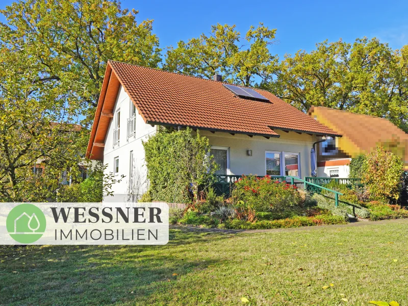 Titelbild - Haus kaufen in Falkensee - Nur ca. 5 Gehminuten zum Bahnhof Falkensee - Familientraum auf sonnigem Grundstück