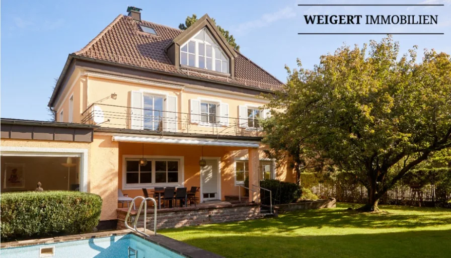 Rückwärtige Ansicht Gebäude - Haus mieten in München - WEIGERT: Exklusive Villa in Großhadern in traumhafter und ruhiger Lage mit großem Garten