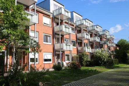 Aussenansicht - Wohnung mieten in Hamburg - Moderne 2-Zimmerwohnung in Hamburg-Niendorf, Paul-Sorge-Straße 