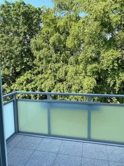 Balkon - Wohnung mieten in Hamburg - Moderne 2-Zimmerwohnung in Hamburg-Niendorf, Paul-Sorge-Straße 