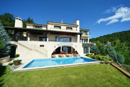 1 - Haus kaufen in Opatija - Exklusive Villa mit großem Garten und Meerblick