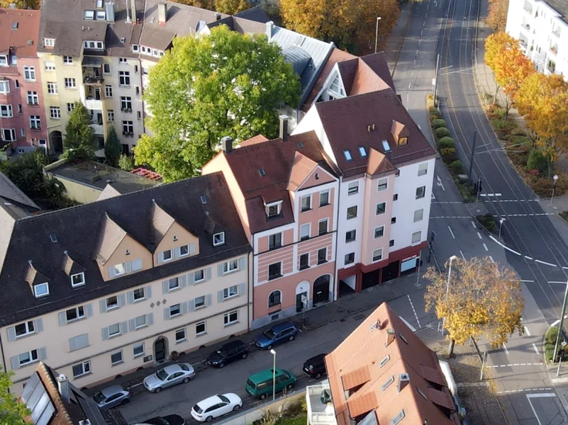 231030_DJI_0542 - Haus kaufen in Ulm - Mehrfamilienhaus, vier freie Wohnungen in bester Lage