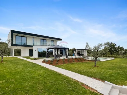 1706691889_1706691182447 - Haus kaufen in Porec - Moderne exklusive Villa umgeben von Olivenhainen