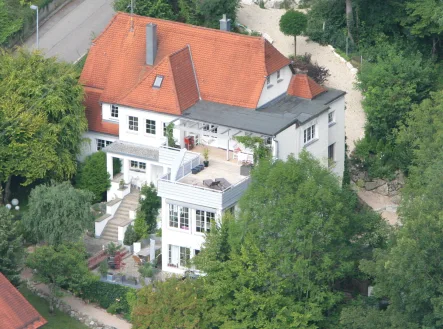  - Wohnung kaufen in Blaustein - Paradiesisch wohnen in historischem Anwesen in Herrlingen