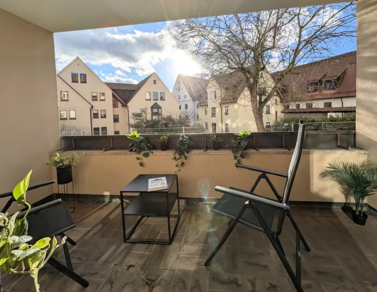 Balkon - Wohnung kaufen in Ulm - Hochparterre-Wohnung im Herzen Ulms nahe der Friedrichsau