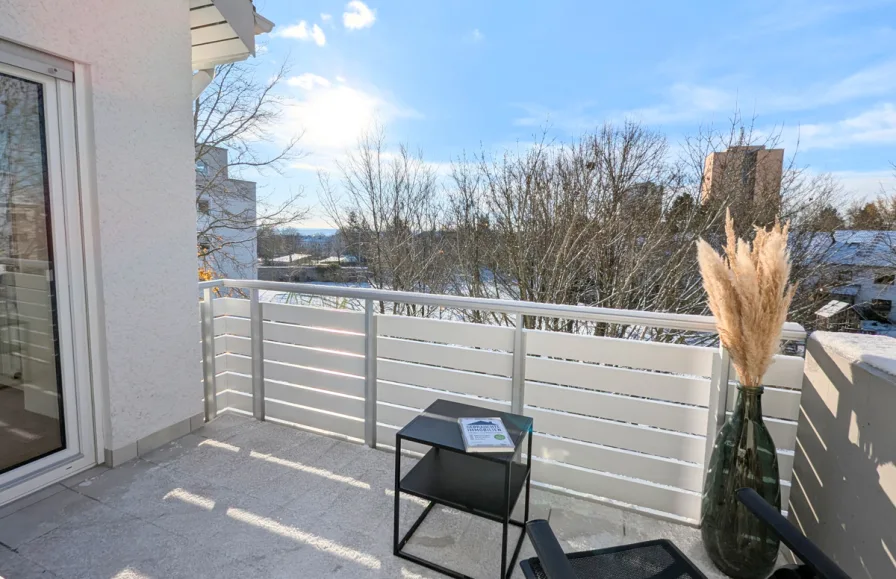 Balkon vom Schlafzimmer aus