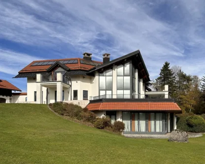 von Südwest - Haus kaufen in Waltenhofen - Einzigartiges Anwesen in Alleinlage mit Panoramabergblick vor den Toren Kemptens