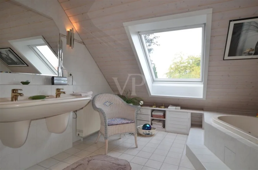 Badezimmer DG 