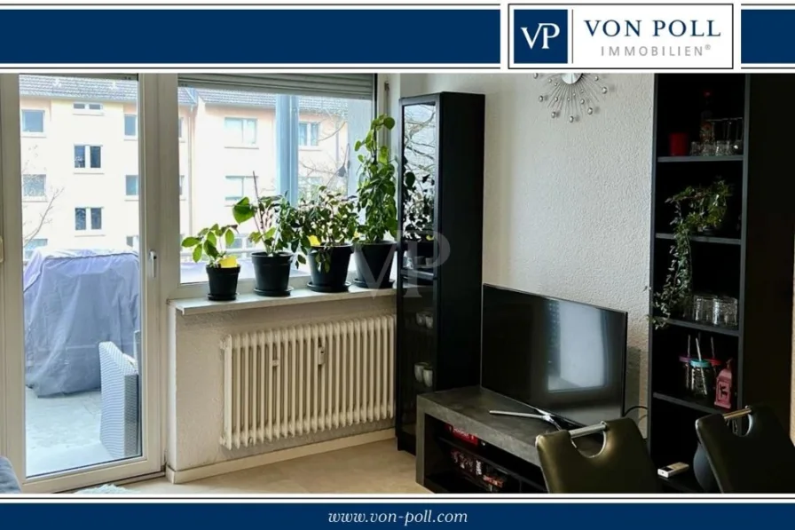 Titelbild Wohnzimmer - Wohnung kaufen in Darmstadt - Stadt-ETW mit Balkon