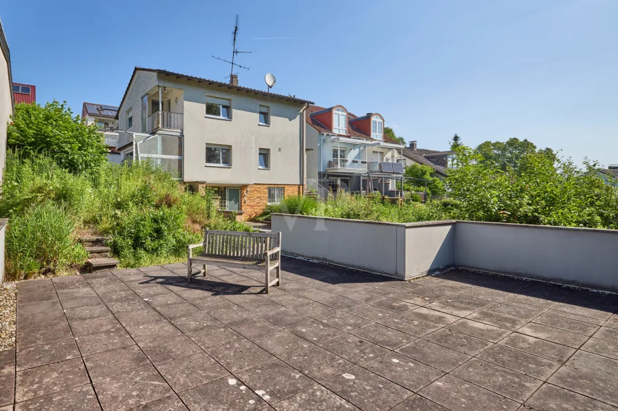 Terrasse auf der Garage