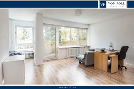 Wohnzimmer - Wohnung kaufen in Berlin - Großzügige 2-Zimmer Wohnung mit Sonnenbalkon!