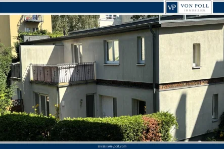 Titel - Haus kaufen in Berlin - Pankow - Charmantes Stadthaus mit Garten und Balkon in grüner Lage von Niederschönhausen