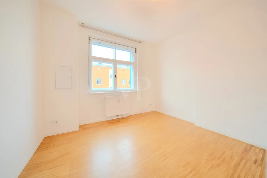 4. OG - Schlafzimmer mit Blick auf die ruhige Straße